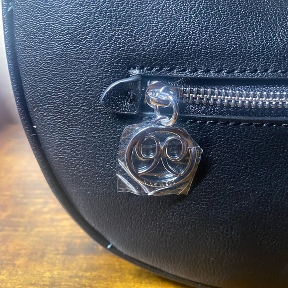 Nine West hobo shoulder bag - Picture 3 of 9